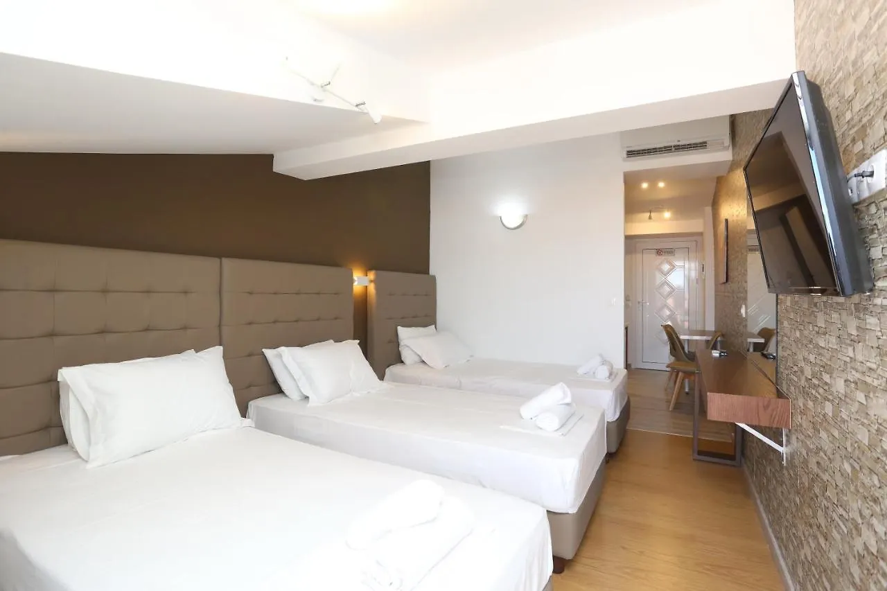 Real Apartments Polychrono 0*,