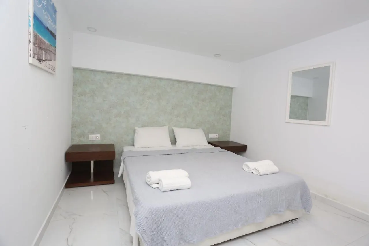 Real Apartments Polychrono