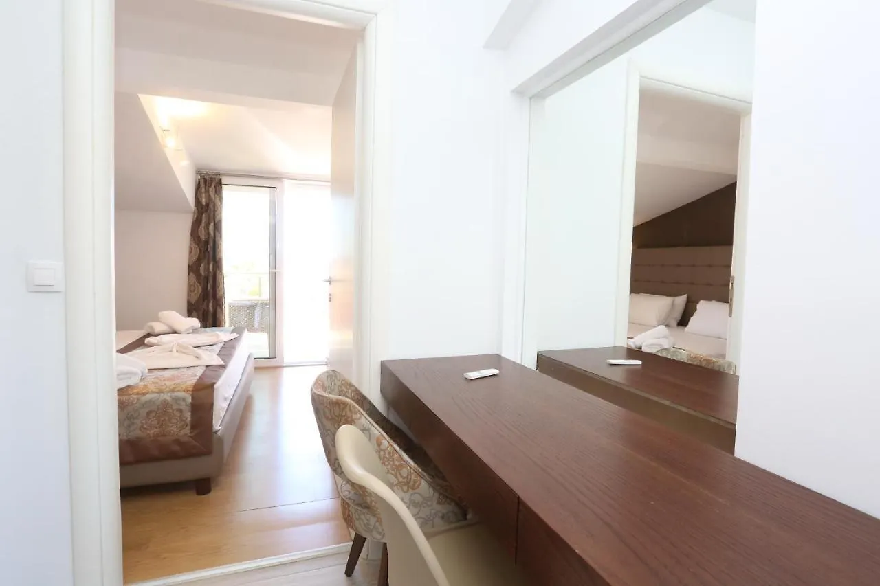 Real Apartments Polychrono Greece