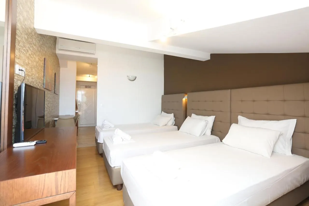 Real Apartments Polychrono