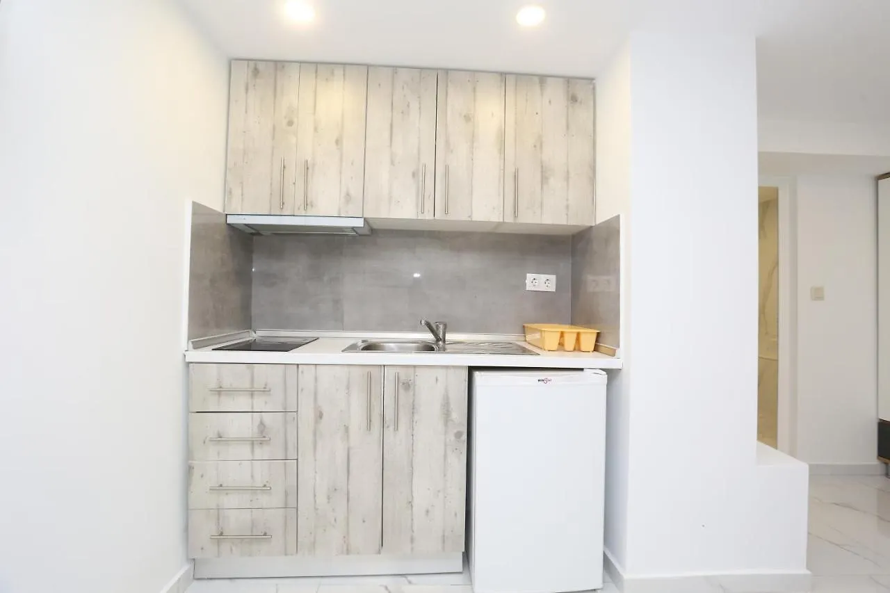 Real Apartments Polychrono