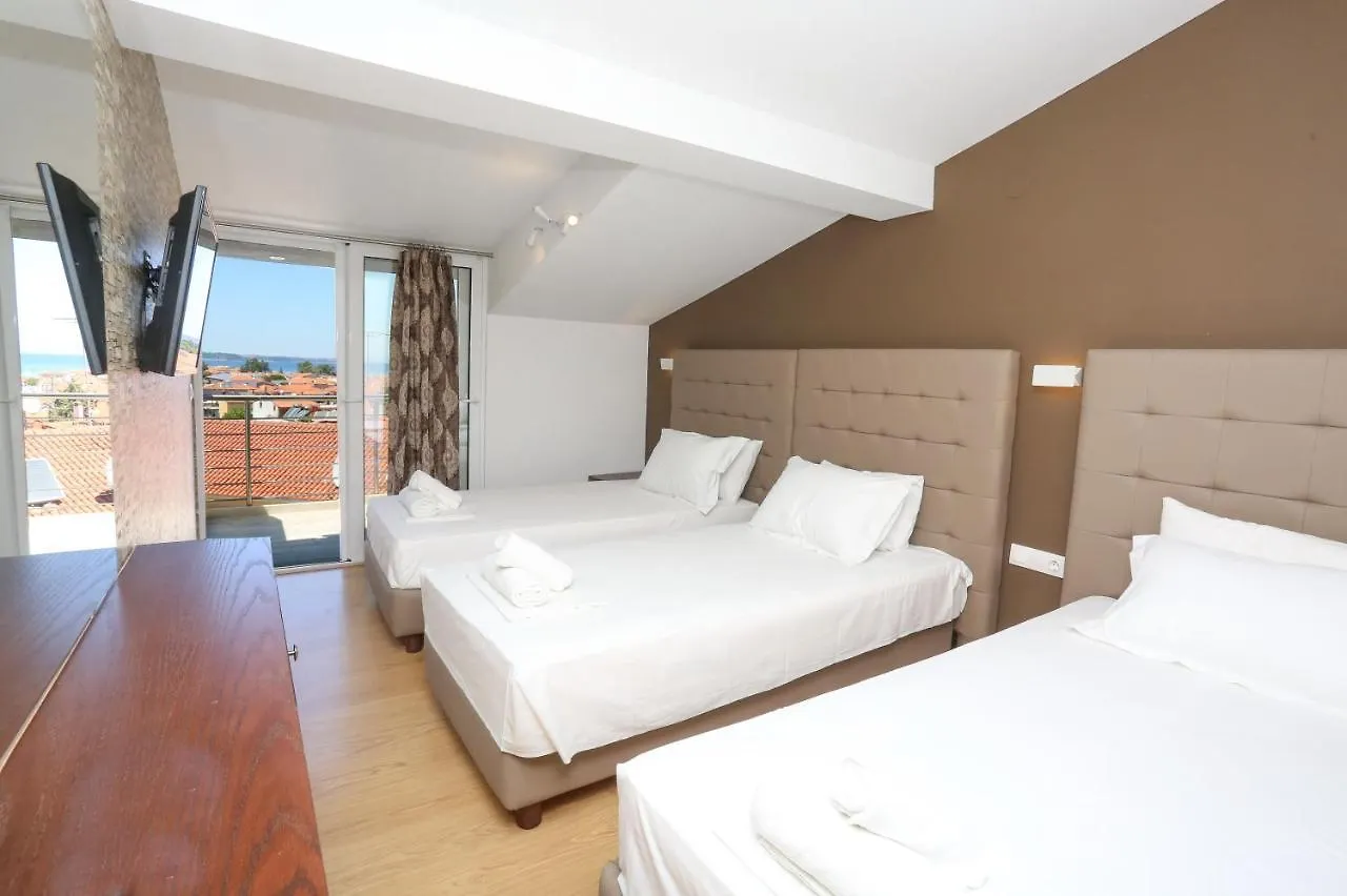 Real Apartments Polychrono 0*,